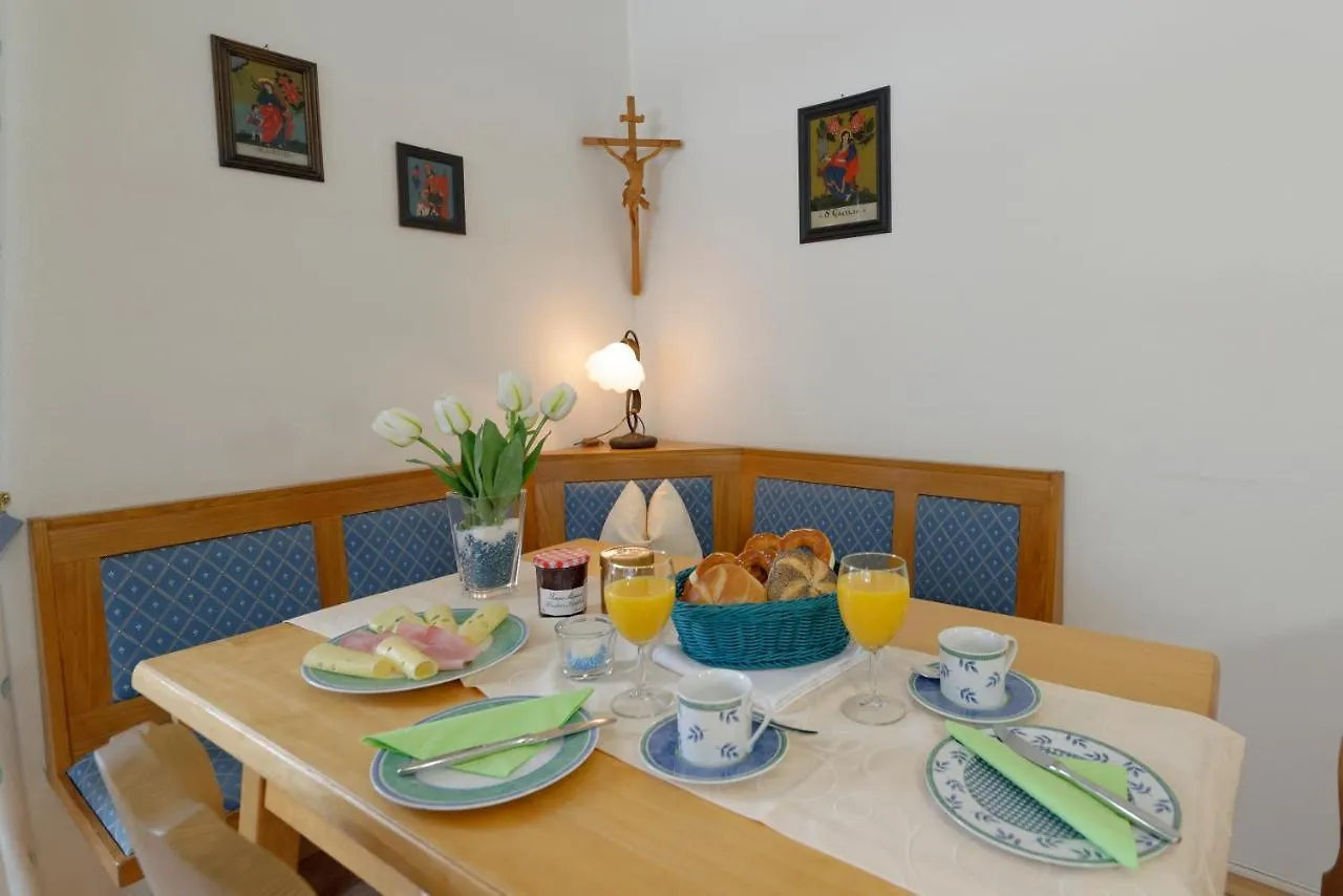 Apartament Haus-Schneider-Sepp Ettal